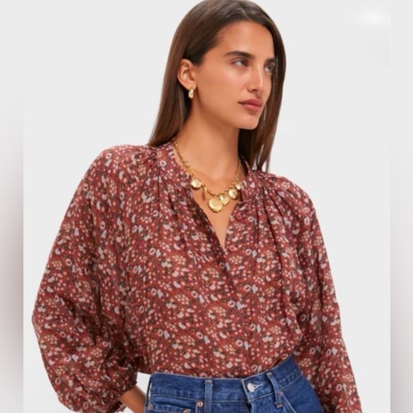 Tuckernuck Tops - Tuckernuck Vermillion Vine Sawyer Blouse Work Floral Top
Size Large Preppy Boho